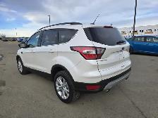 2017 Ford Escape SE 4wd :LeatherBackup Cam One owner - Photo 6