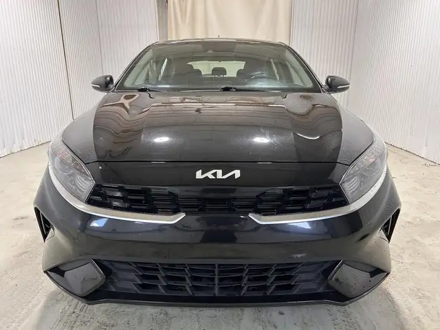KIA Forte5 EX IVT 2023 à vendre