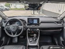 2021 Toyota RAV4 - Photo 12