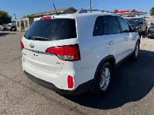 2014 Kia Sorento LX, RUNS GREAT, 4 CYLINDER, ALLOYS, AS IS SPECI - Photo 5