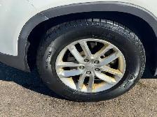 2014 Kia Sorento LX, RUNS GREAT, 4 CYLINDER, ALLOYS, AS IS SPECI - Photo 16