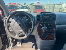 2008 Kia Sedona EX, MINIVAN, 7 PASSENGER, LEATHER, LOADED, AS IS - Photo 17