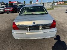 2008 Mercury Grand Marquis LS ULTIMATE, WELL MAINTED, RUNS WELL, - Photo 4