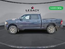 2022 Ram 3500 Big Horn - Heated Seats - Premium Audio - Photo 2