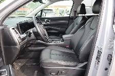 2025 Kia Sorento EX - Photo 12
