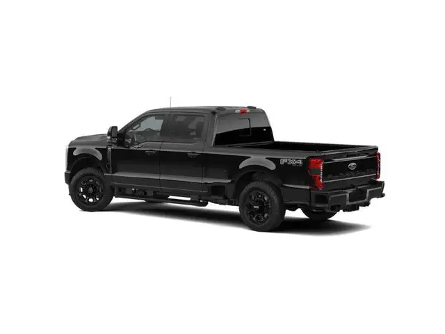 2026 Ford F-350 Super Duty LARIAT | BLACK APPEARANCE PACKAGE