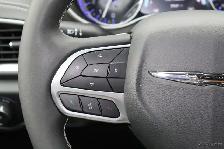 2025 Chrysler Pacifica Select FWD - Photo 17