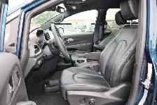2025 Chrysler Pacifica Select FWD - Photo 19
