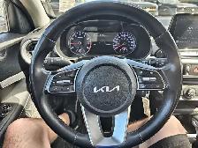 2022 Kia Forte5 EX - Photo 11