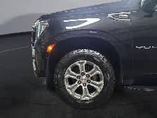 2023 GMC Yukon SLE - Photo 18