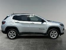 2025 Jeep Compass North / 4x4 - Photo 8