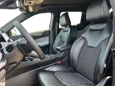 2025 Jeep Compass North / 4x4 - Photo 11