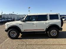 2026 Ford Bronco Outer Banks 4 Door - Photo 4