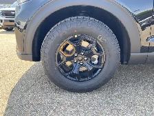 2026 Ford Explorer Tremor - Photo 3