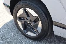 2025 Hyundai Kona Electric - Photo 28