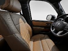 2024 Toyota Tundra Platinum CREW CAB 4X4 PLATINUM TRIM - Photo 11