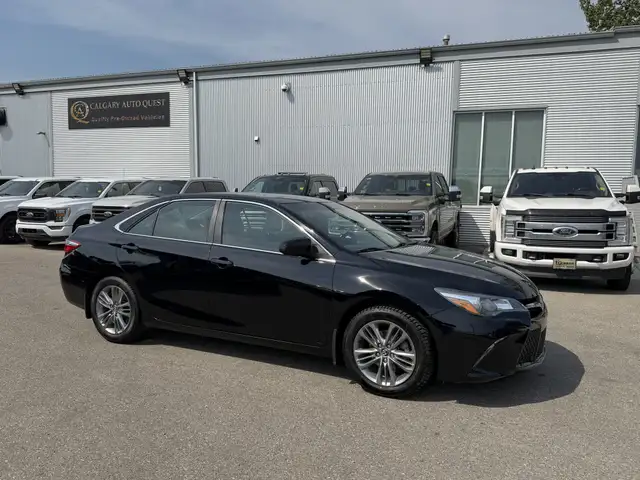 2017 Toyota Camry SE/FWD/BACKUP CAMERA/LEATHER SEATS/EASY FINANC