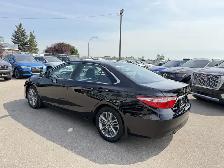 2017 Toyota Camry SE/FWD/BACKUP CAMERA/LEATHER SEATS/EASY FINANC - Photo 5