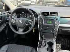 2017 Toyota Camry SE/FWD/BACKUP CAMERA/LEATHER SEATS/EASY FINANC - Photo 9
