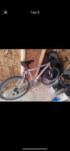 vélo montagne GT double suspension aluminium
