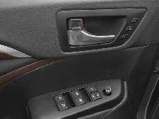 2015 Toyota Highlander - Photo 12