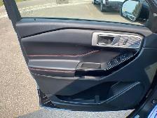 2023 Ford Explorer ST-Line - Photo 18