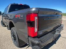 2026 Ford Super Duty F-350 SRW Platinum FX4 713A - Photo 13