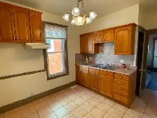 4 Bedroom House for rent near Downtown/University of Windsor - Photo 4