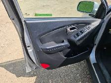 2011 Hyundai Tuscon - Photo 19