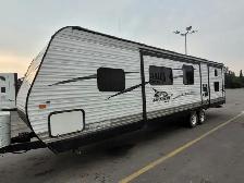 2017 Jayco 32ft RV, $13,995 Super Cheap
