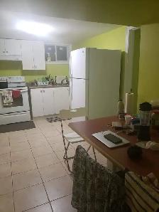 FURNITURE ROOM FOR RENT. - Photo 2