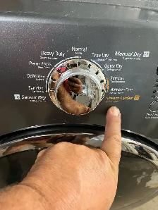 Samsung Dryer with steam option - Photo 5