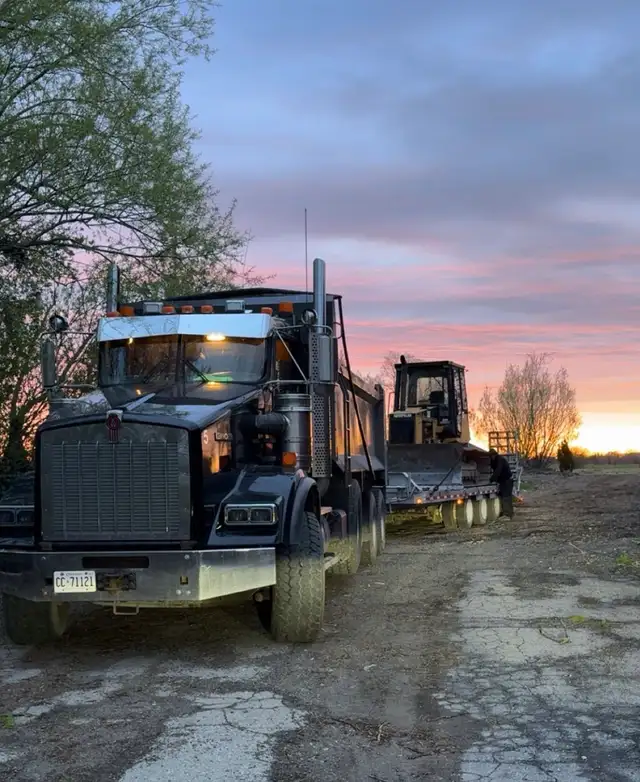 Experienced Dump Truck Driver Required
