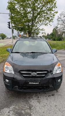 Kia Rondo 2010