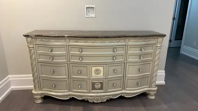 FREE_ dresser and king size bed