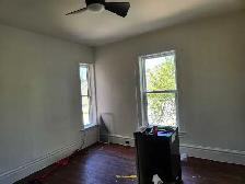 room for rent.