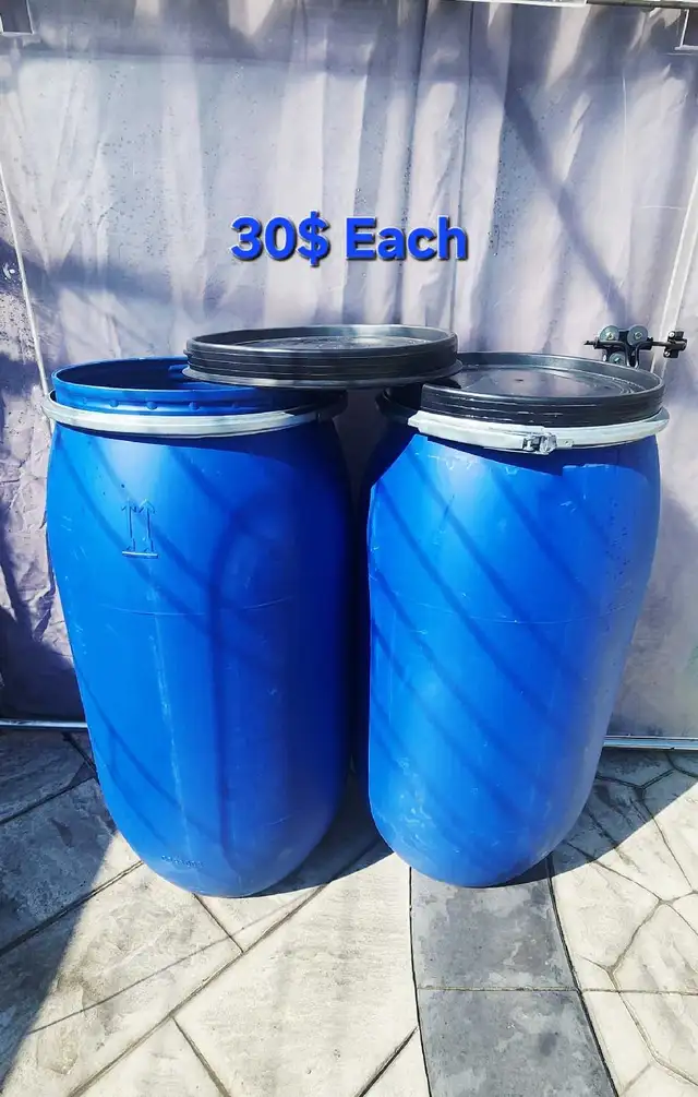 45 Gallons Plastic barrels