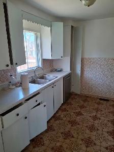 Fairview House for Rent - Photo 4