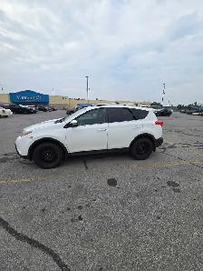 2015 Toyota RAV4 XLE AWD - Photo 2