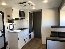 2027 BTB CAMPER TRAILER RV RENTALS NEWEST & CLEANEST UNIT! 1 - Photo 13