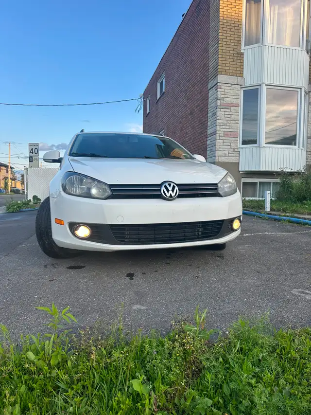 GOLF WAGON TDI 2013 très économique pas cher !!