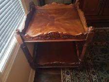 UNIQUE VINTAGE SIDE TABLE 1960'S- WALNUT SOLID WOOD - Photo 2