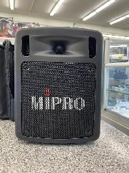 Mipro MA-303SU Single-Channel Portable Wireless PA System