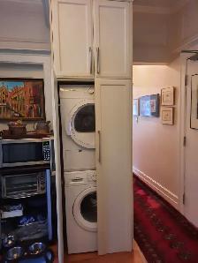 Luxury Large and Bright 1 Bdm Apart Bordering Over High Park - Photo 5