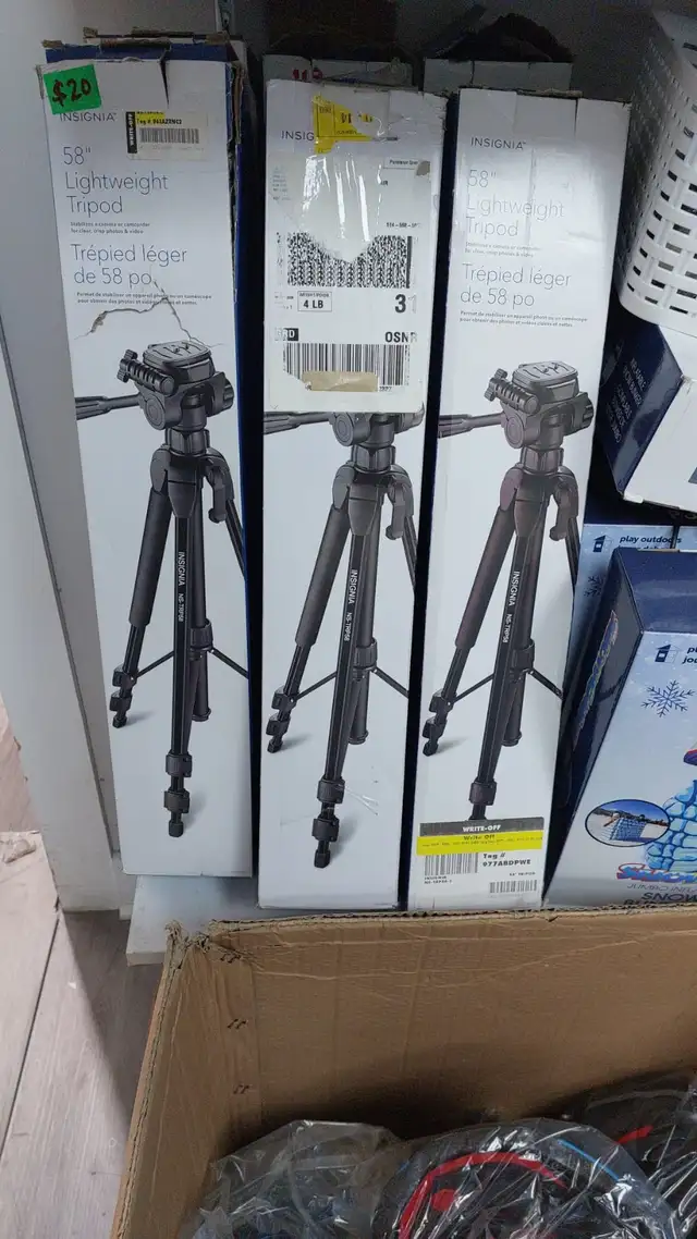 Tripod Stand - Insignia NS-TRP58-C 58-inch - Black.