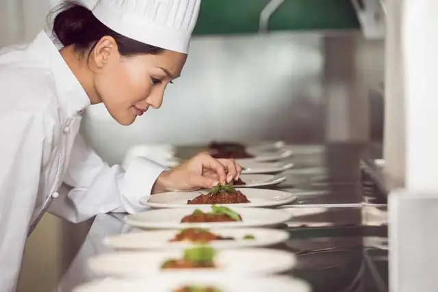 line cook PT/FT