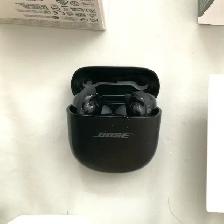 Bose QuietComfort Ultra Earbuds - Photo 2