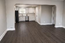 3 Bedroom plus den and 2 bathroom house for rent - Welland - Photo 2