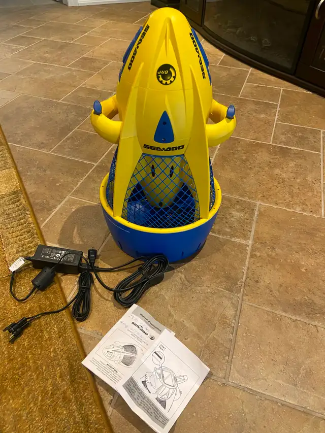 Battery Powered Seadoo Dolphin SeaScooter for Pools