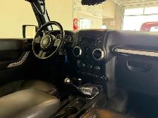 2017 Jeep Wrangler Unlimited Rubicon / Low-Low Kms /Supercharged - Photo 9